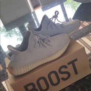 Yeezy 350 (sesame)